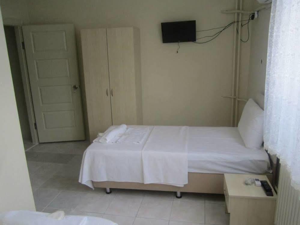 Saral Otel Derince Bagian luar foto