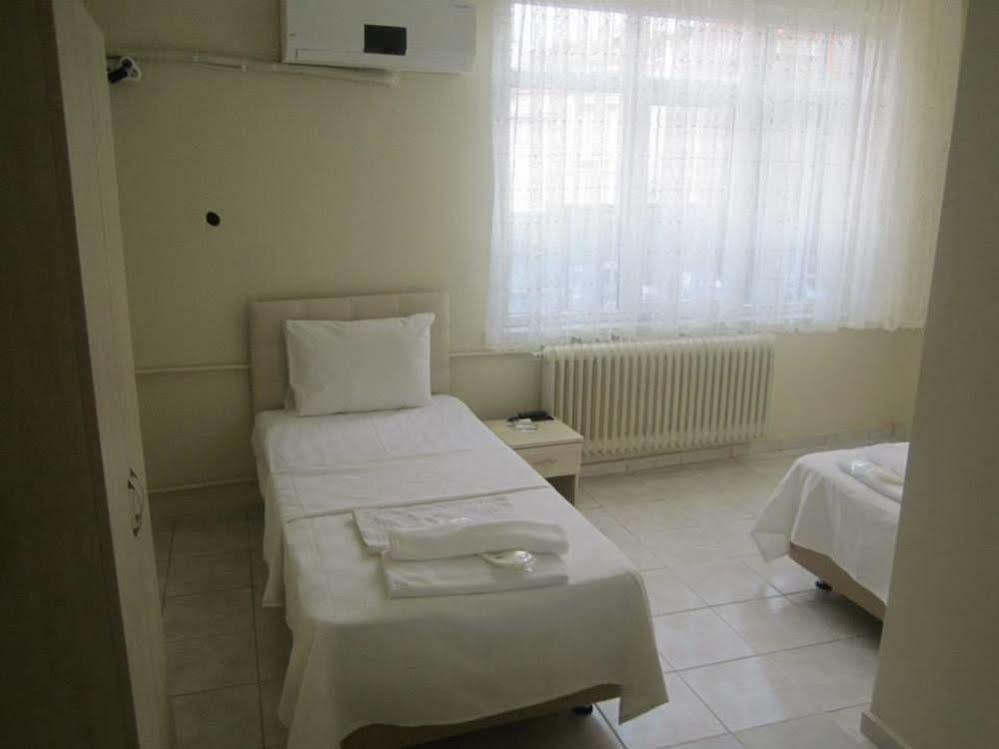 Saral Otel Derince Bagian luar foto