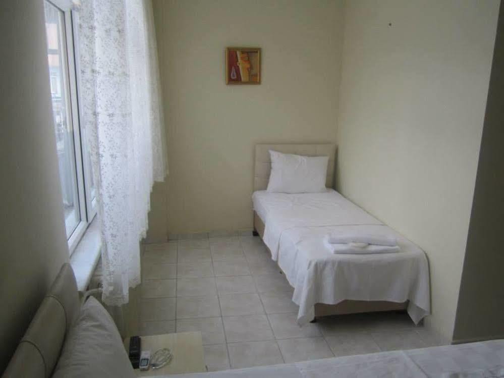 Saral Otel Derince Bagian luar foto