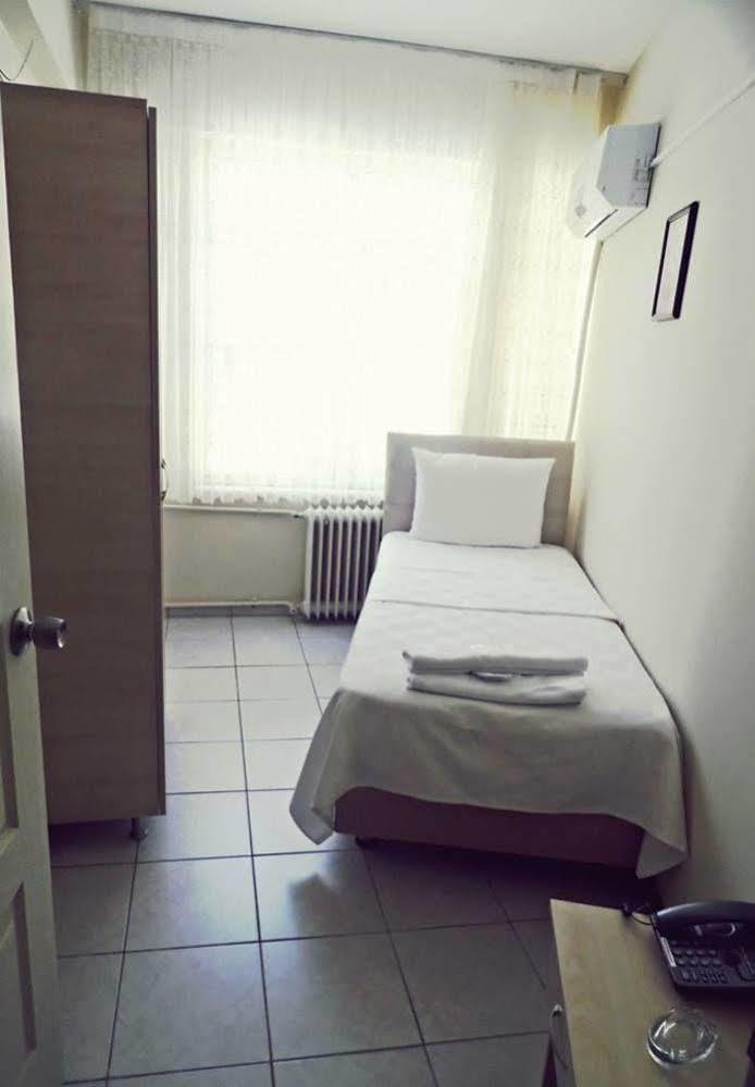 Saral Otel Derince Bagian luar foto